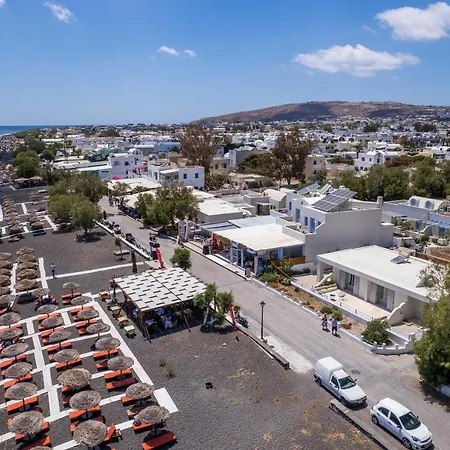 Blue Canvas Perissa (Santorini)