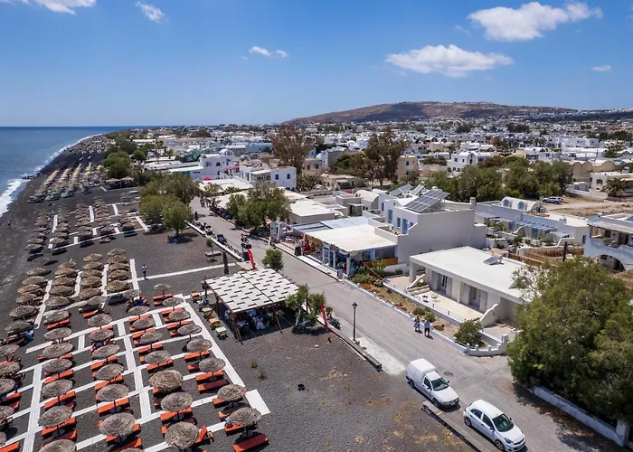 Blue Canvas Perissa (Santorini)