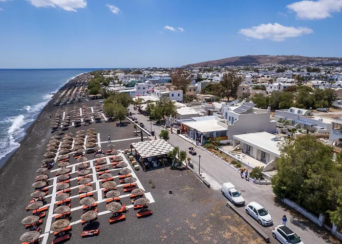 Blue Canvas Perissa (Santorini)